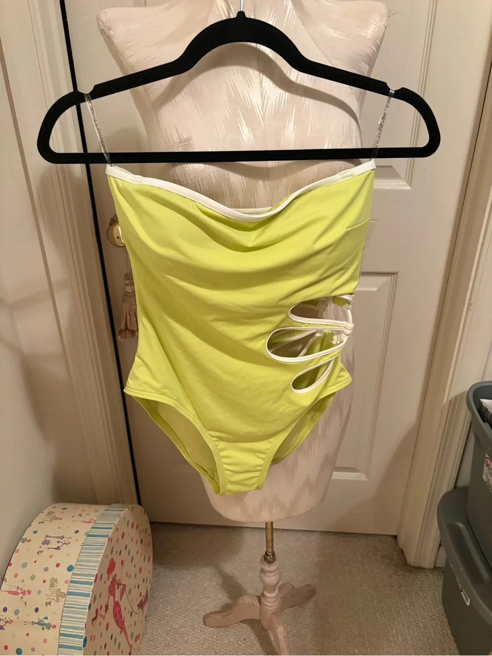kate spade lime One-Piece Swimsuit with White Trim nwt $148 XS